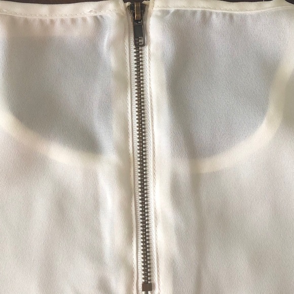 $5 SALE Elodie Ivory Lace Inset Tank Top Size XS - Picture 4 of 7